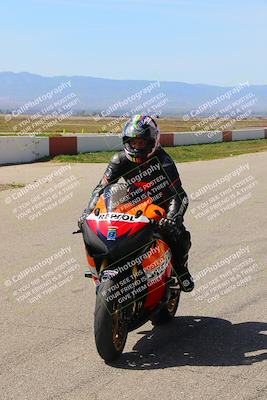 media/Mar-22-2025-TrackDaz (Sat) [[0456df0c41]]/Group B/Grid and Front straight/